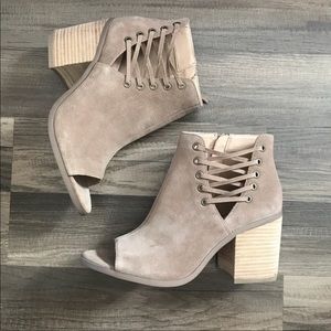 Sole Society Tan Beechwood Peep Toe Bootie